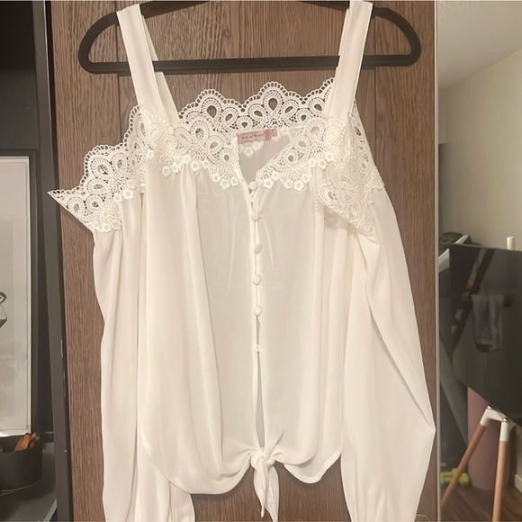 VICI  Blake Lace Cold Shoulder Tie Blouse / Medium - Picture 2 of 7